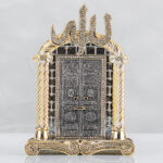 Kabe Kapısı - Altın Renk - Ebat : 18 x 24 cm.